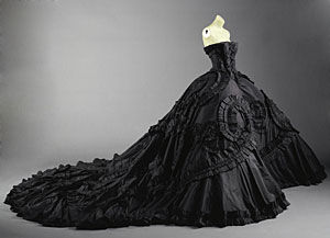 Ball Gown: "Maria Luisa" (<i>dite Cor&eacute;</i>)