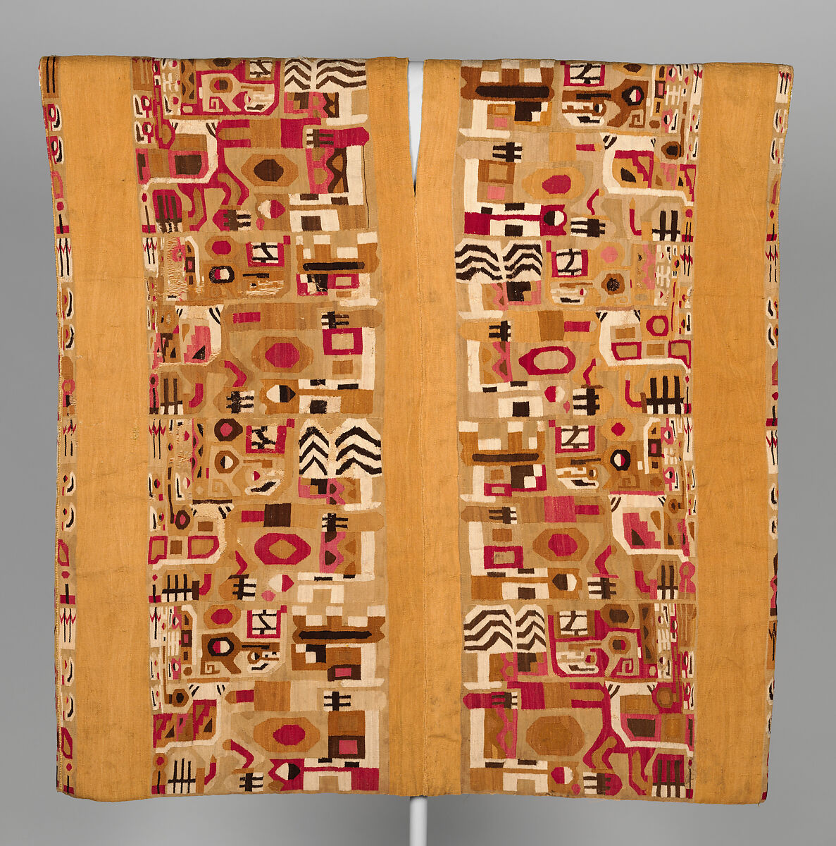 Tunic, Wari artist, Cotton, camelid hair, Wari