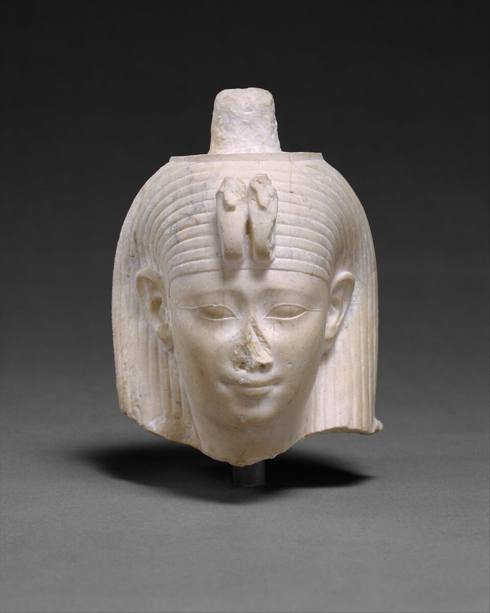 Head Attributed to Arsinoe II, Limestone (Indurated)