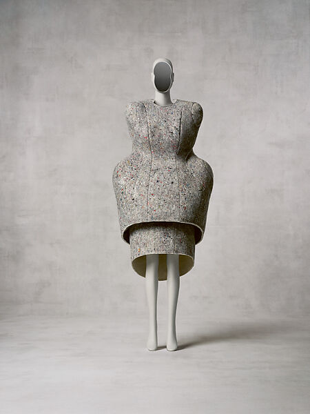 Ensemble, Comme des Garçons Japanese, (a) polyester, nylon, cotton, triacetate, polypropylene, (b, c) cotton, nylon, and (d, e) polyester, plastic (synthetic rubber), Japanese